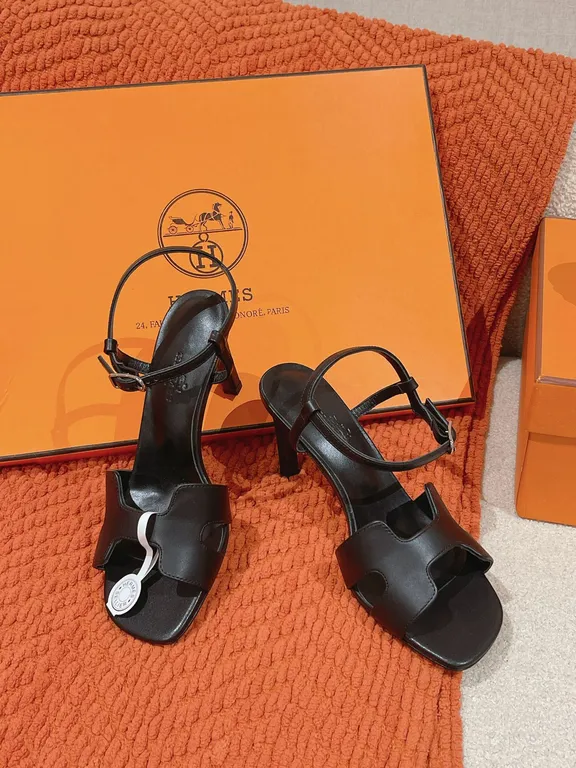 Hermes Shoe 